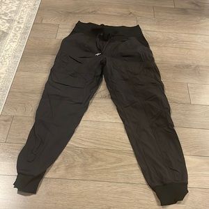 LULULEMON JOGGER